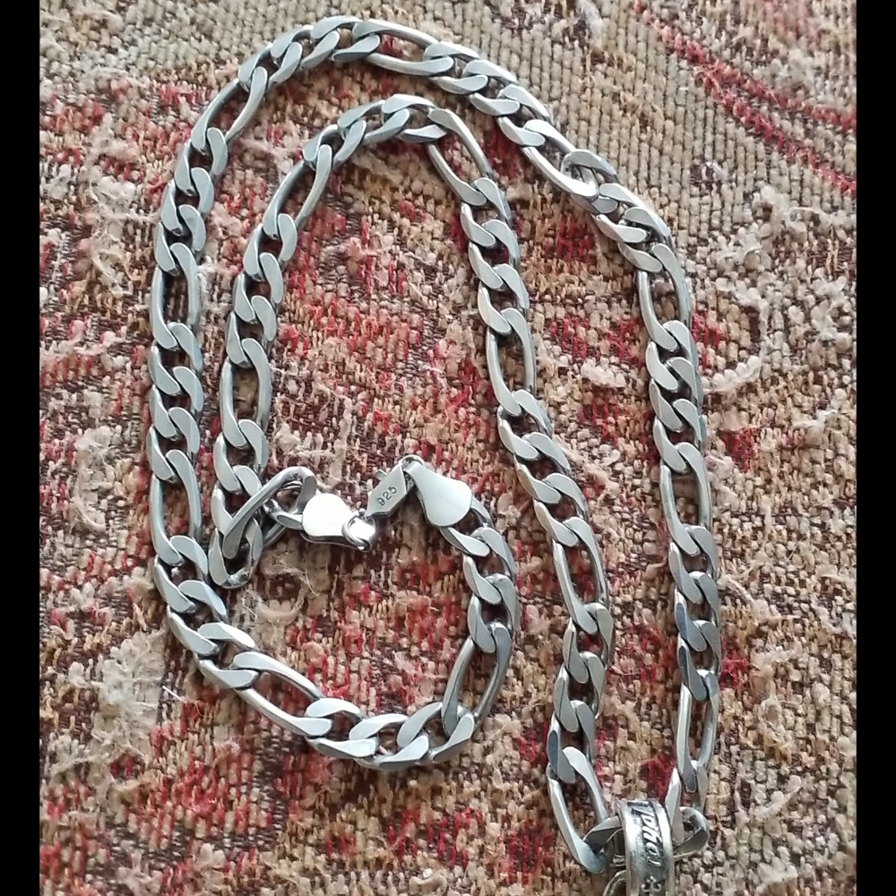 925 Royal Blood Lion Pendant And Necklace - Picture 14 of 16